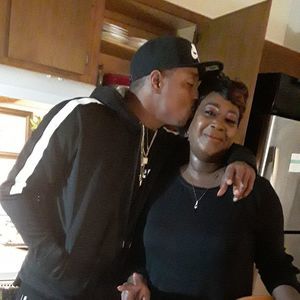 Meet your Posher, Pamela